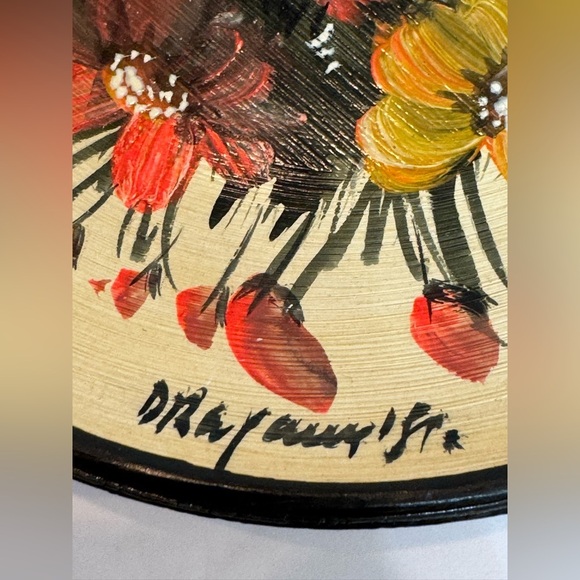 Mediterranean Terracotta Handpainted Floral Decorative Plate 6.5” - Picture 3 of 7